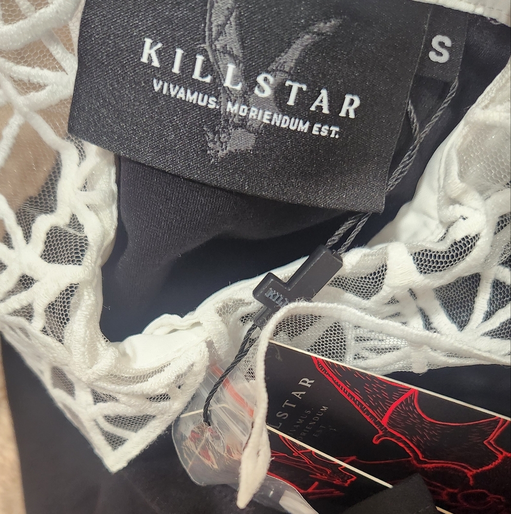 Killstar black button-down shirt with bell sleeves - Picture 11 of 11